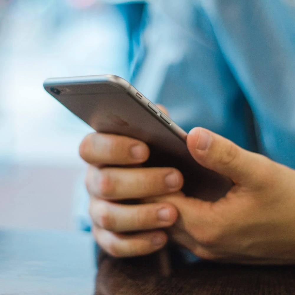 Mobiltelefon – kontakta oss